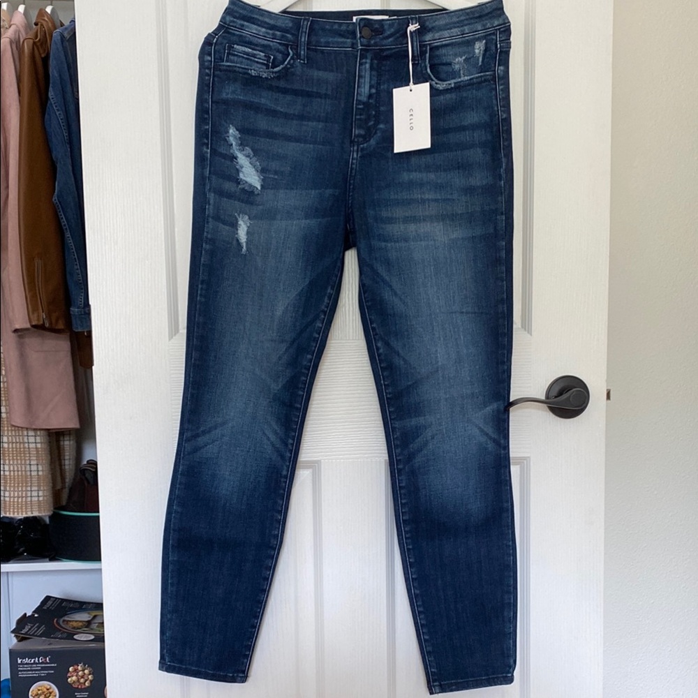 NEW Cielo Blue Ankle Cropped Skinny Jeans with Distressed Details